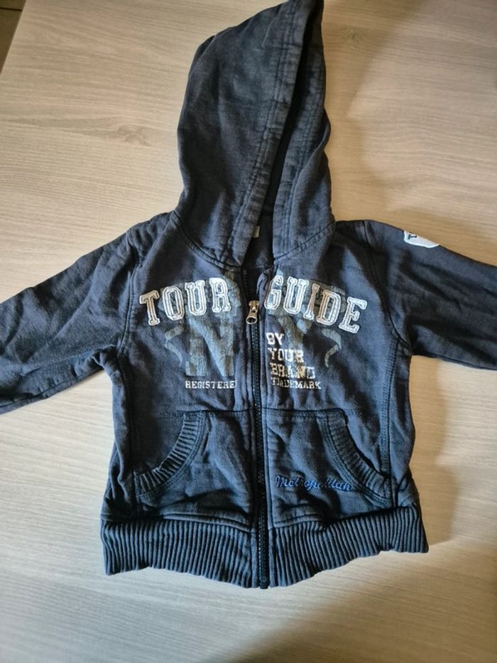 Veste grise zippé garçon 2 ans