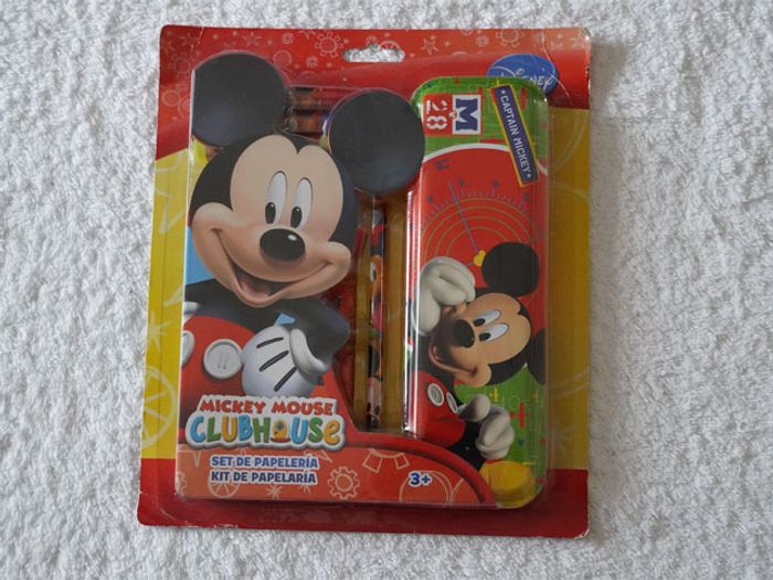Set de Papeterie "Mickey Mouse Disney" neuf sous blister