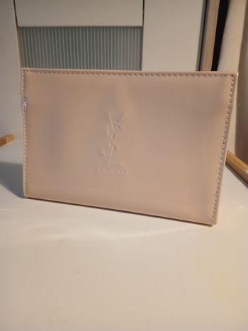 Trousse de maquillage YSL 