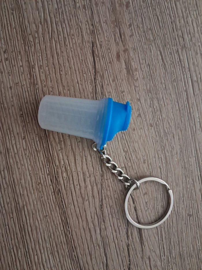 Porte-clé "Shaker" avec couvercle amovible - Tupperware