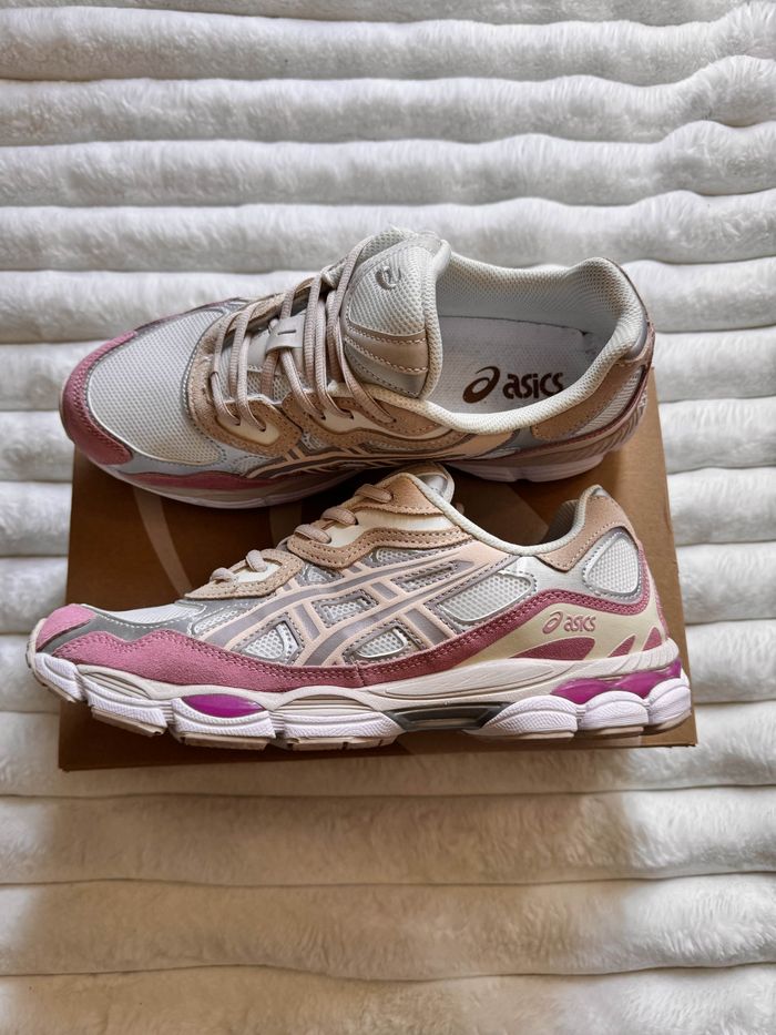 Baskets Asics Gel-NYC mixe- Rose poudré / Beige crème