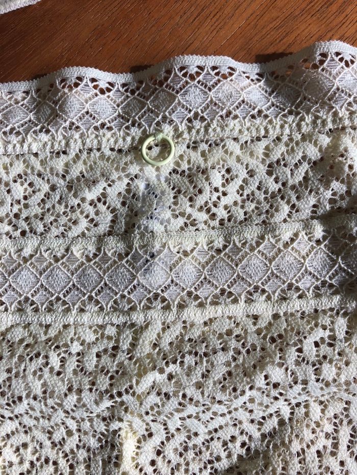 Ensemble lingerie jaune pastel - Rougegorge - photo numéro 7