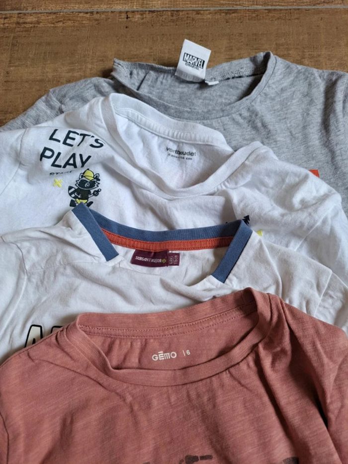 Lot t shirts 6 ans - photo numéro 3