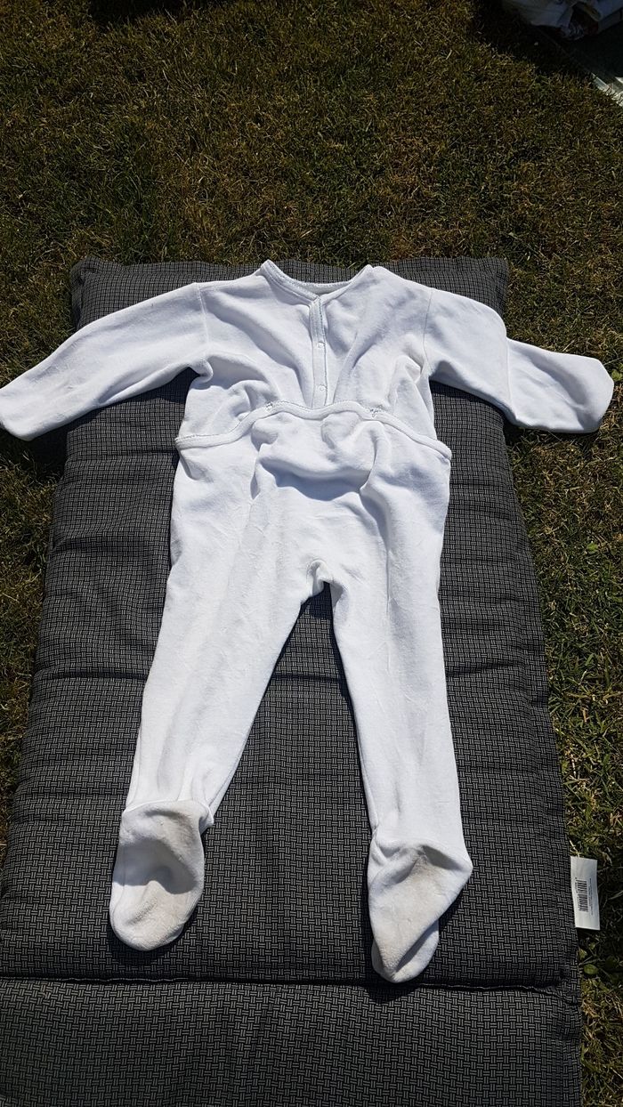 Pyjama petit bateau 24 mois - photo numéro 2