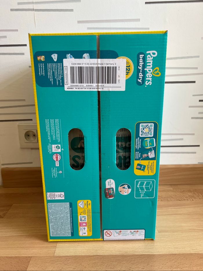 Couche Pampers Baby-dry taille 4 9-14kg 108 couches - photo numéro 2