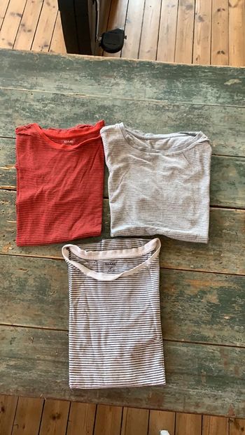 lot de trois t-shirts kiabi