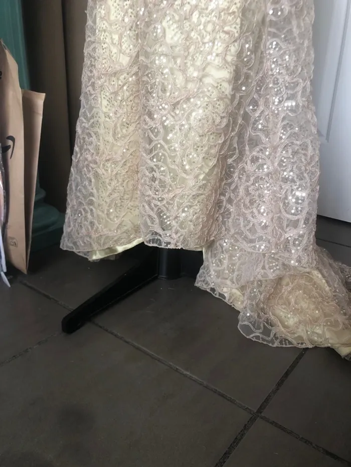 Robe de soirée couleur champagne crème T40 femme 👗 - photo numéro 3