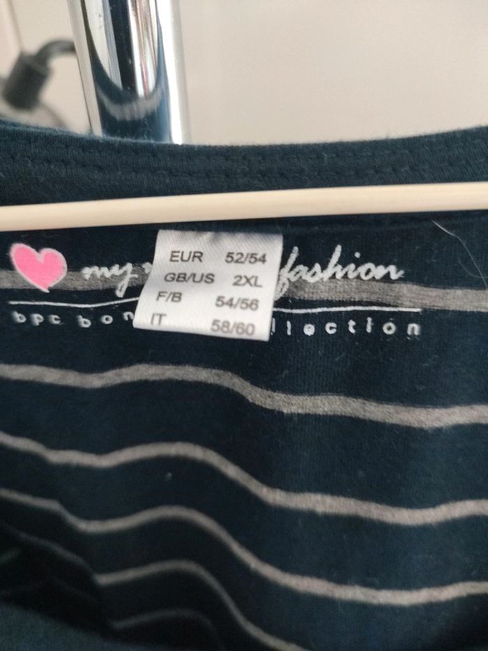 T-shirt manches longues allaitement T54 très bon état - photo numéro 4