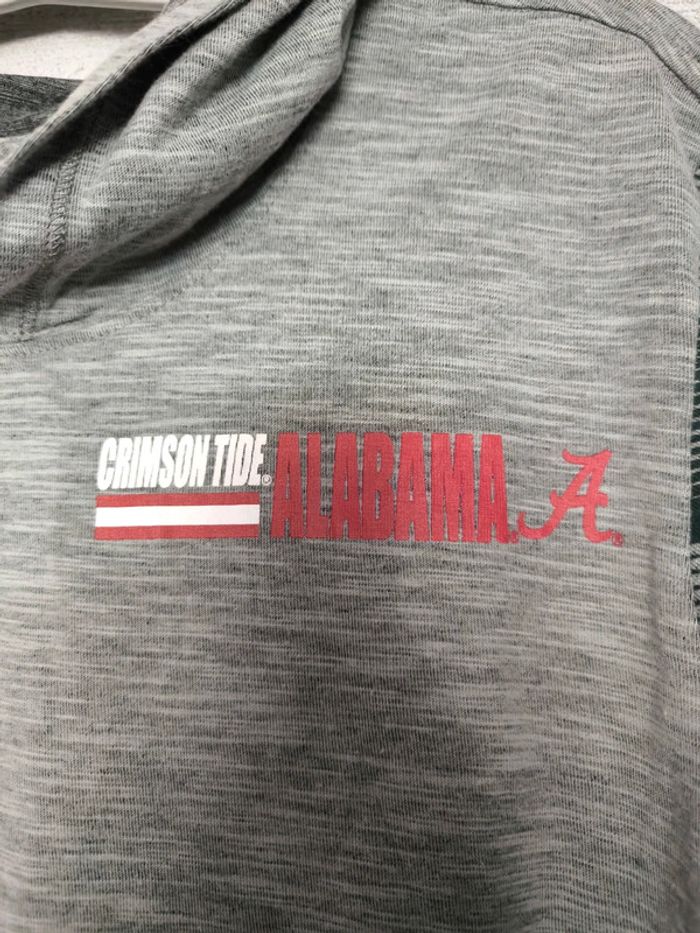 Tee shirt manche longue Nike taille XS - photo numéro 2
