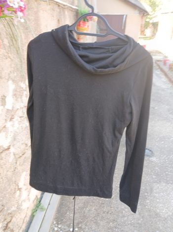 Sweat avec nœud dans le dos