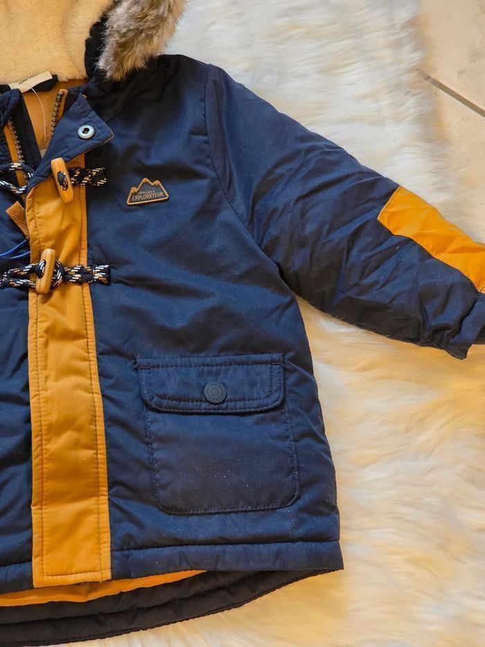 NEUF (NON PORTÉ) 🏷🤩😍💙💥superbe  parka chaud /déperlant 12 MOIS garçon(fourrure amovible)💙😍🤩👌 - photo numéro 3