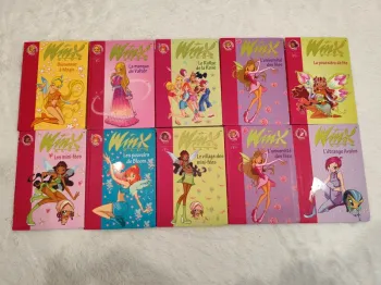 Lot de 10 livres Bibliothèque Rose Winx