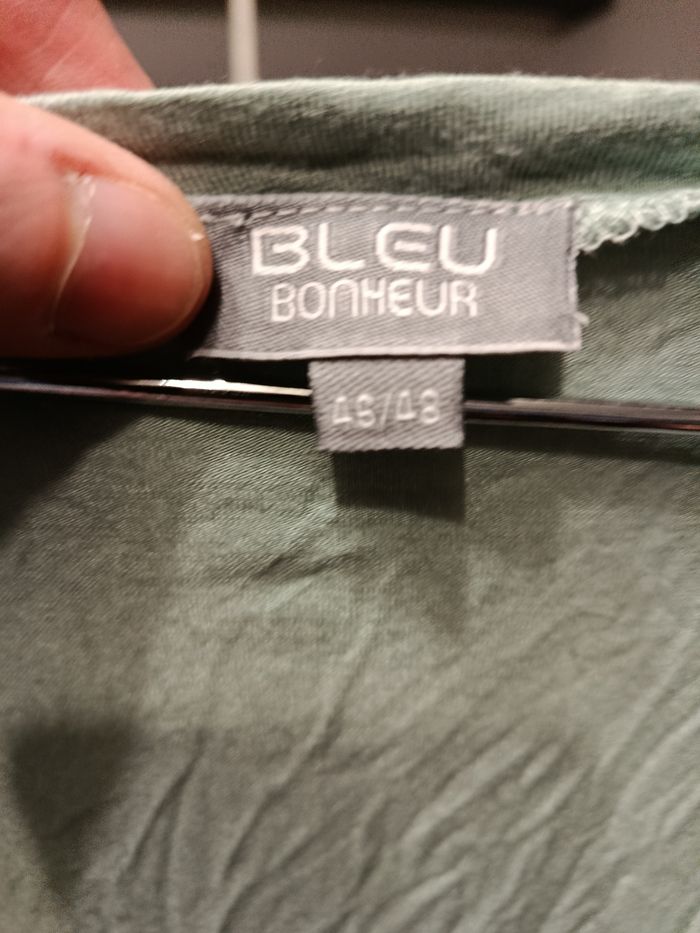 Tunique vert pastel taille 46/48 - photo numéro 2