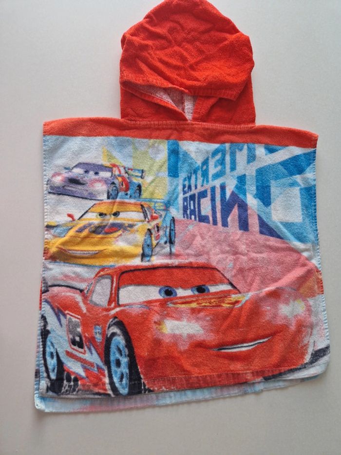 Serviette Poncho cars MC queen rouge