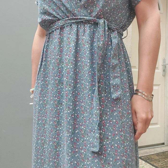 Jolie robe taille unique - photo numéro 4