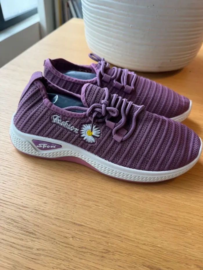 Baskets femme confortable purple taille 40 neuves