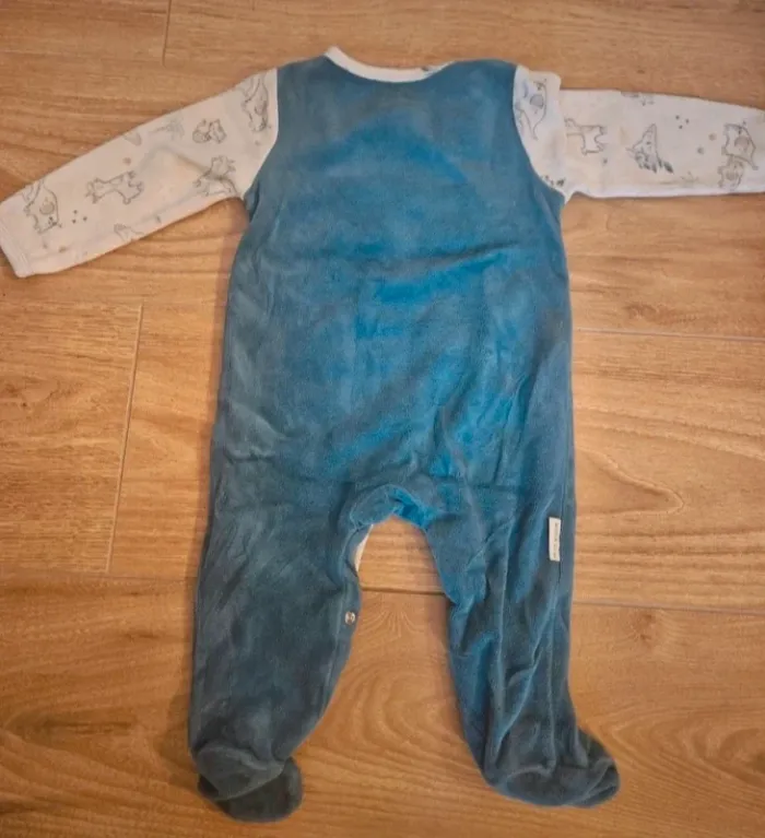 Pyjamas 12 mois - photo numéro 5