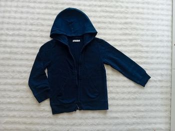 Gilet en molleton garçon 5ans 💙🖤