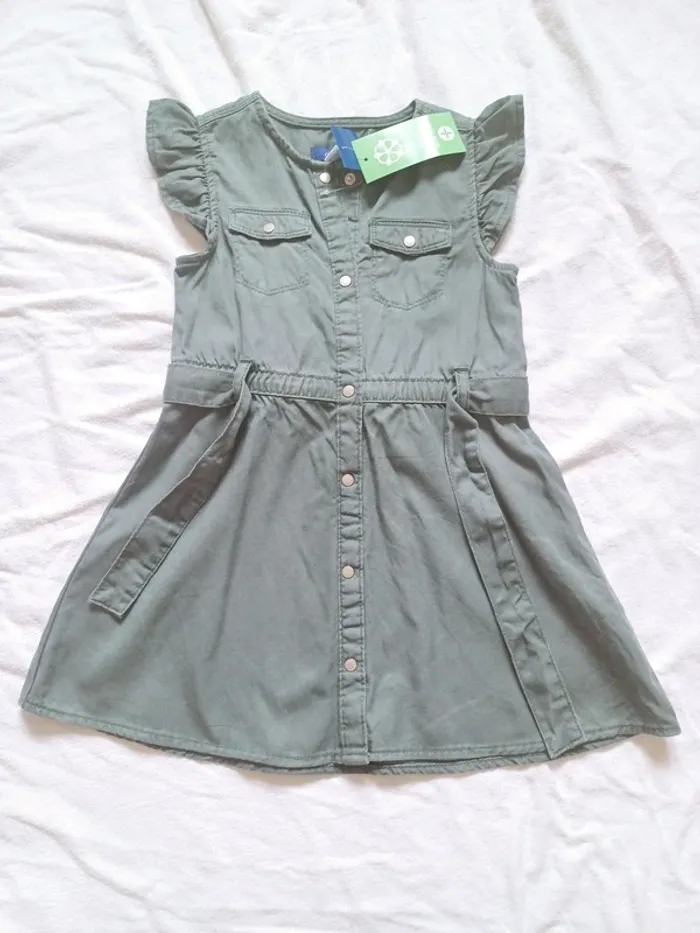 Robe Taille 4 ans Okaidi neuve - photo numéro 2