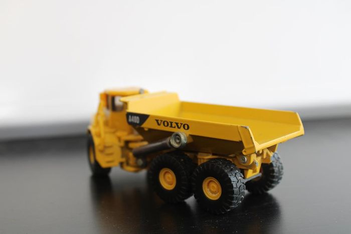 Siku Camion benne volvo articulé - photo numéro 3