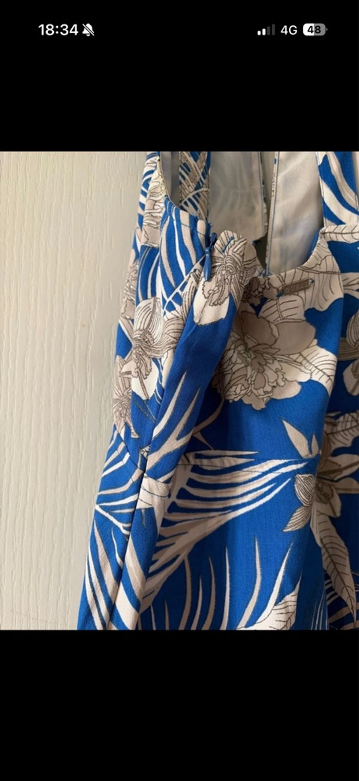 Robe Fleurie Guess - photo numéro 4