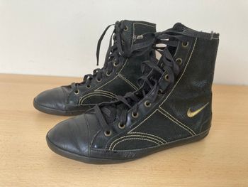 bottine nike	taile 38