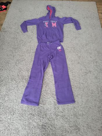 Ensemble jogging violet taille 12 ans