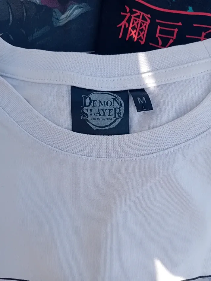 Lot de 3 tee-shirts mc neufs démon slayer femme - photo numéro 2