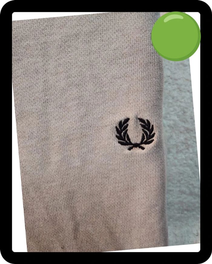 Sweatshirt Fred Perry Authentique M6313 - Beige/Écru - Très Bon État - photo numéro 2