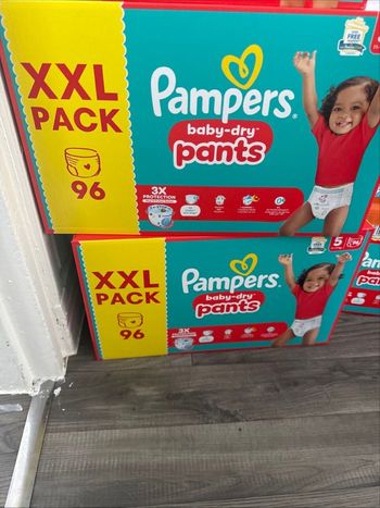 Pampers baby dry pants taille 5(12-16) kg
