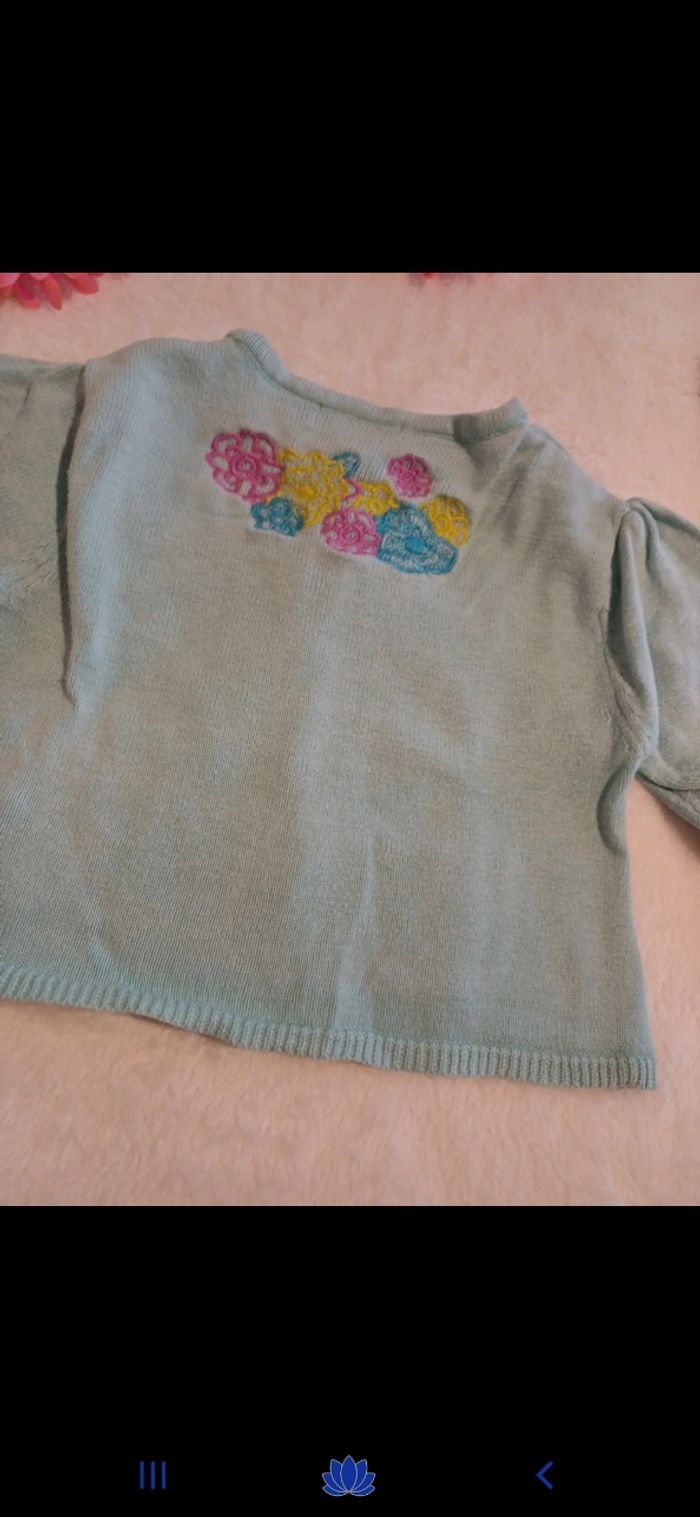 Gilet bébé taille 6 mois - photo numéro 5