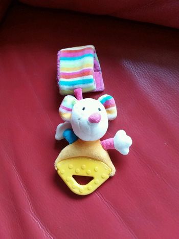 Hochet s accroche au poignet ou au pied