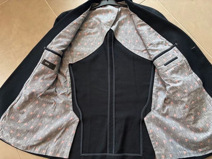 Veste noire en laine T50 Hugo Boss - photo numéro 8