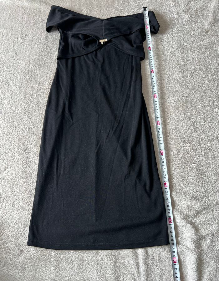 Robe Giorgia – taille M – épaules dénudées