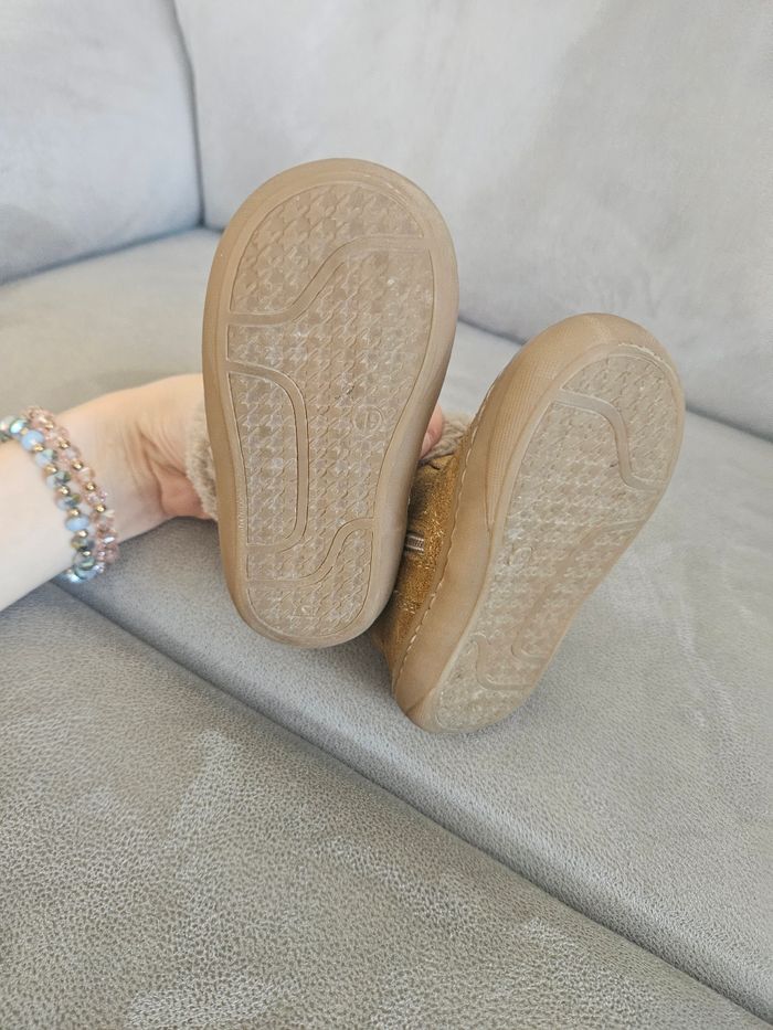 Chaussures bébé Naturino taille 19 - photo numéro 3