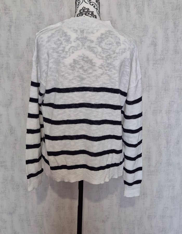 Pull blanc a rayure marine hartford col montant boutonnée taille 2 / 38 / M - photo numéro 4