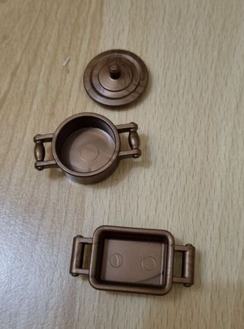 Article playmobil entre 1 et 3e selon photo