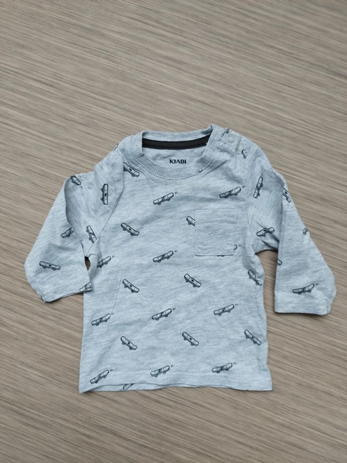 Tee-shirt manches longues garçon taille 3 mois