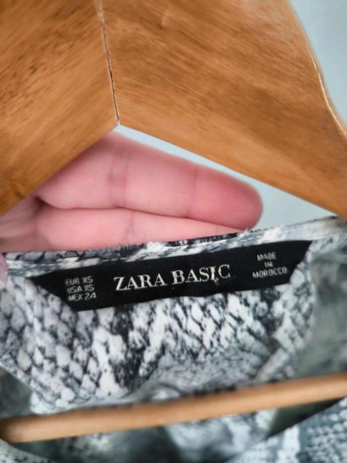 Robe Zara basic imprimé python taille xs - photo numéro 5
