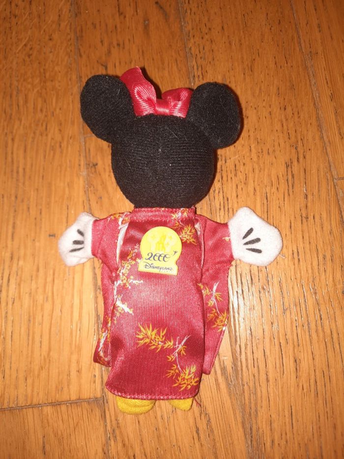 Minnie tenue asiatique mac donald vintage 2000 - photo numéro 5
