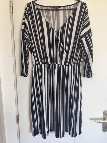 Robe manches ¾