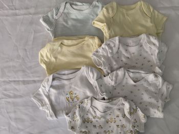 Bodies manches courtes Bébé / 3 mois