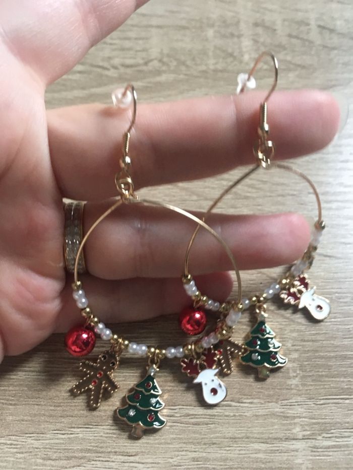 Boucles d’oreilles NEUVES pour femme thème de Noël 🎄🎅🏼 - photo numéro 5