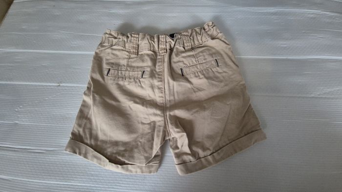 Short garçon 24 mois (83-89 cm) - photo numéro 2