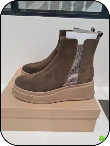 Chaussures Minka taille 40