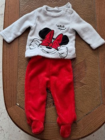 Ensemble fille 9 mois