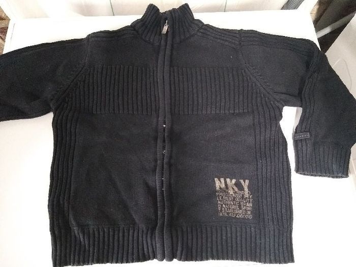 gilet noir NKY 5 ans