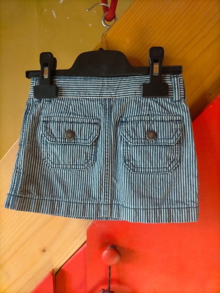 Jupe tommy hilfiger neuve 2 ans - photo numéro 4