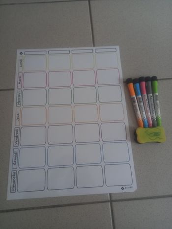 Tableau blanc magnétique semainier