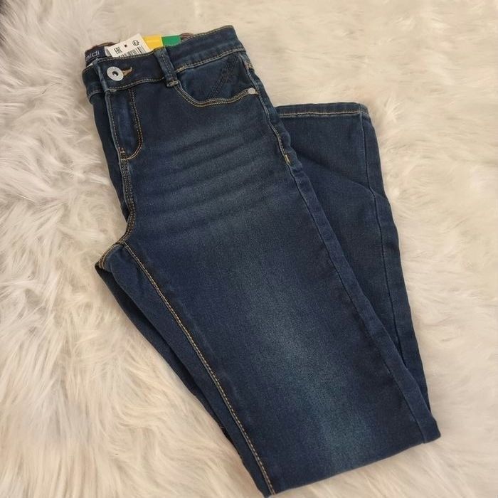 NEUF (non porté)🏷🥰🩷😍  superbe Jeans skinny 10 ans fille ⚘️